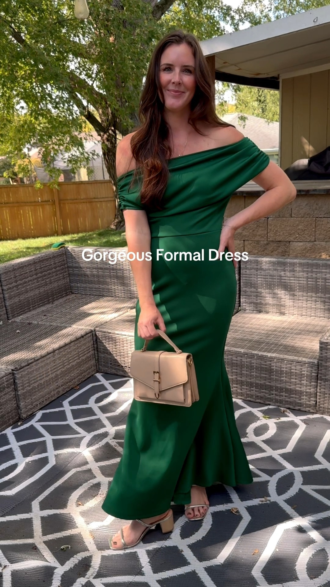 ✨Fall or winter wedding coming up? This Amazon formal dress is so pretty — flattering fit, tons of color options, and super affordable! Perfect for weddings, holiday parties, or any special event 💃🍂❄️ #AmazonFinds #FormalDress #WeddingGuestDress #FallWeddingGuest #WinterWeddingGuest #AmazonFashion #AffordableStyle #LTKFashion #AmazonDressFinds

#LTKSeasonal #LTKHoliday #LTKWedding