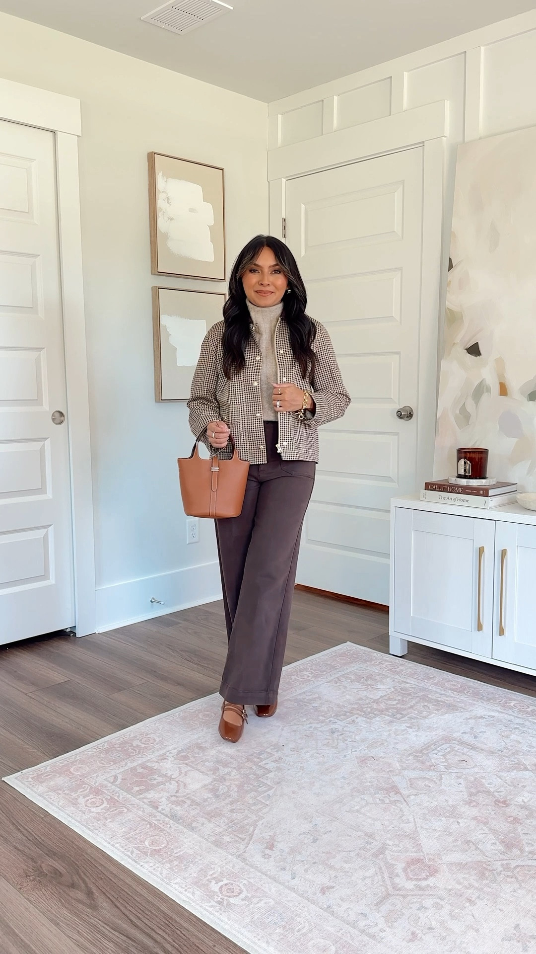 1 base, 5 fall outfits 🍂🍁
Plaid brown field barn jacket size xs petite TTS
Tan sweater size xs TTS
Brown pants jeans size 25 regular - sized down a size since these are regular sizing
Brown mocha latte mary jane heels size 5 TTS


#LTKSaleAlert #LTKStyleTip #LTKPetite