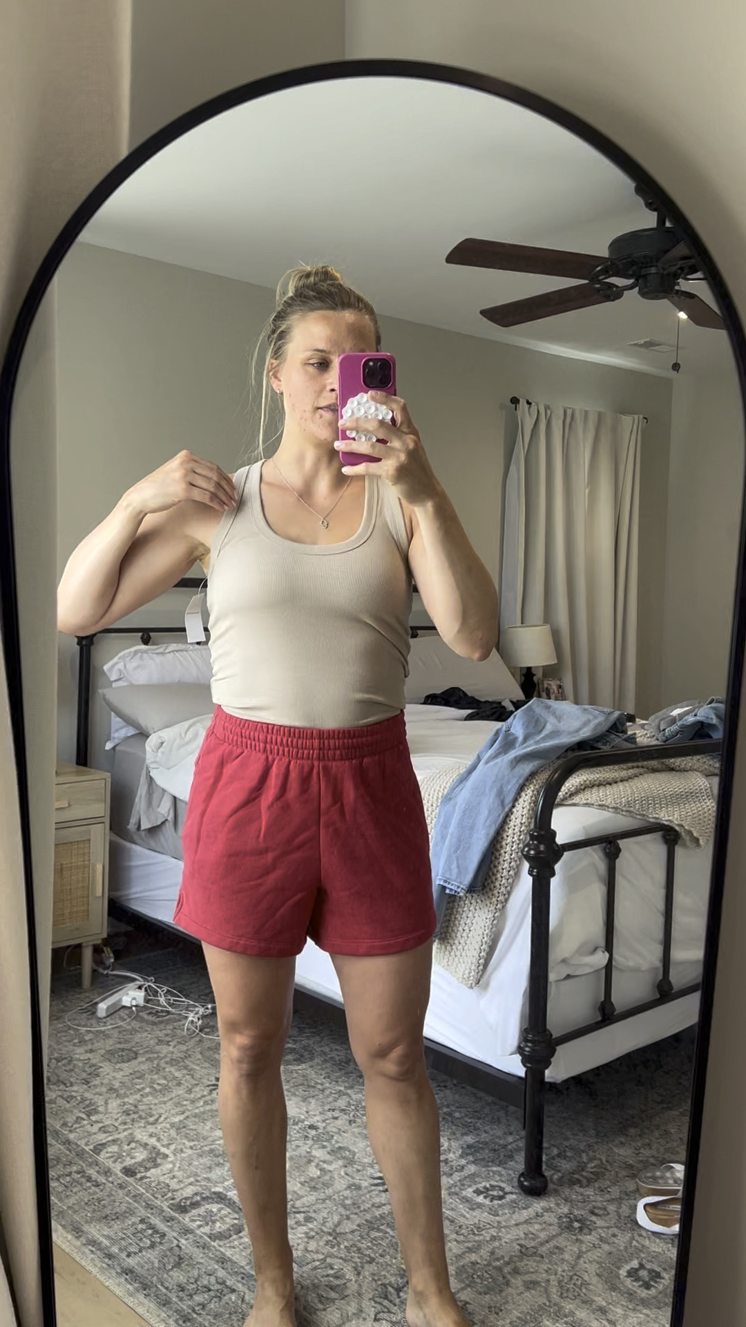 This fit is SO comfortable! Shorts are perfect length, so soft and have pockets.

#AF #abercrombie 