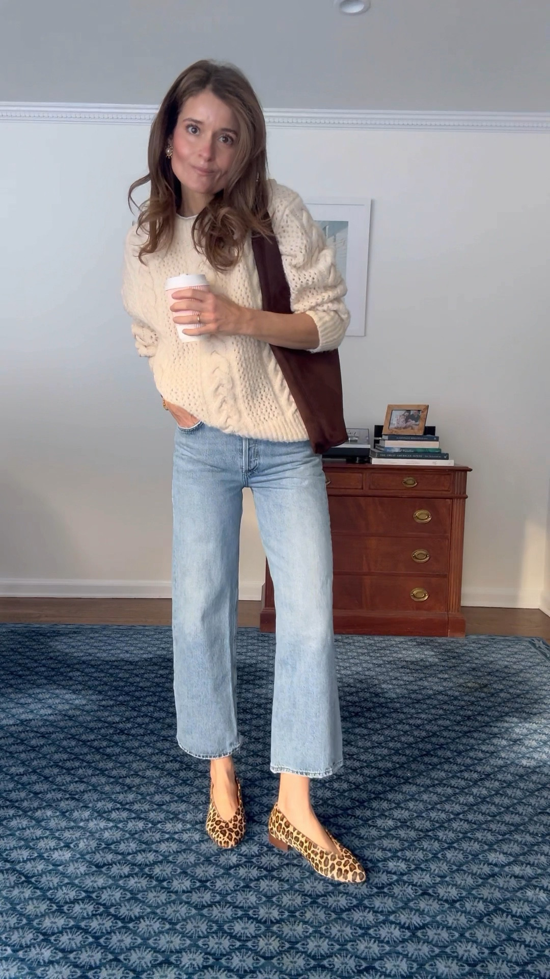 Thursday ootd 🤎

Sizing notes — 
Sweater: wearing a size small
jeans: wearing my true size, a 25 


#LTKSaleAlert #LTKFindsUnder100 #LTKStyleTip