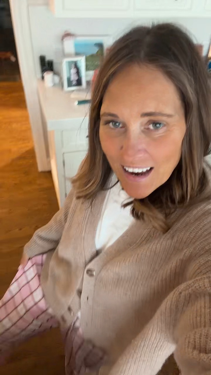 One of those mornings. Lol 

#LTKootd #LTKdayinmylife #LTKOver40