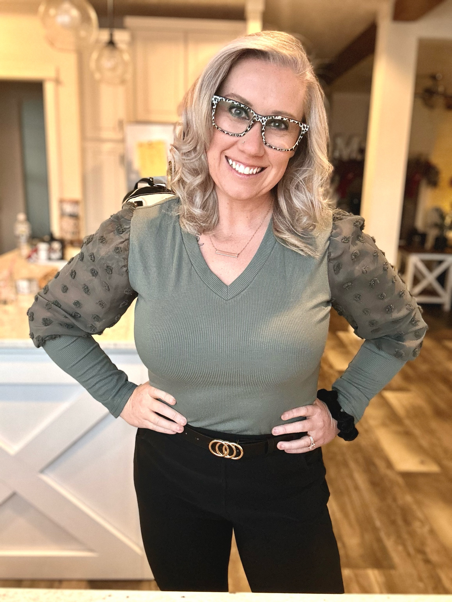 Top and belt linked 
