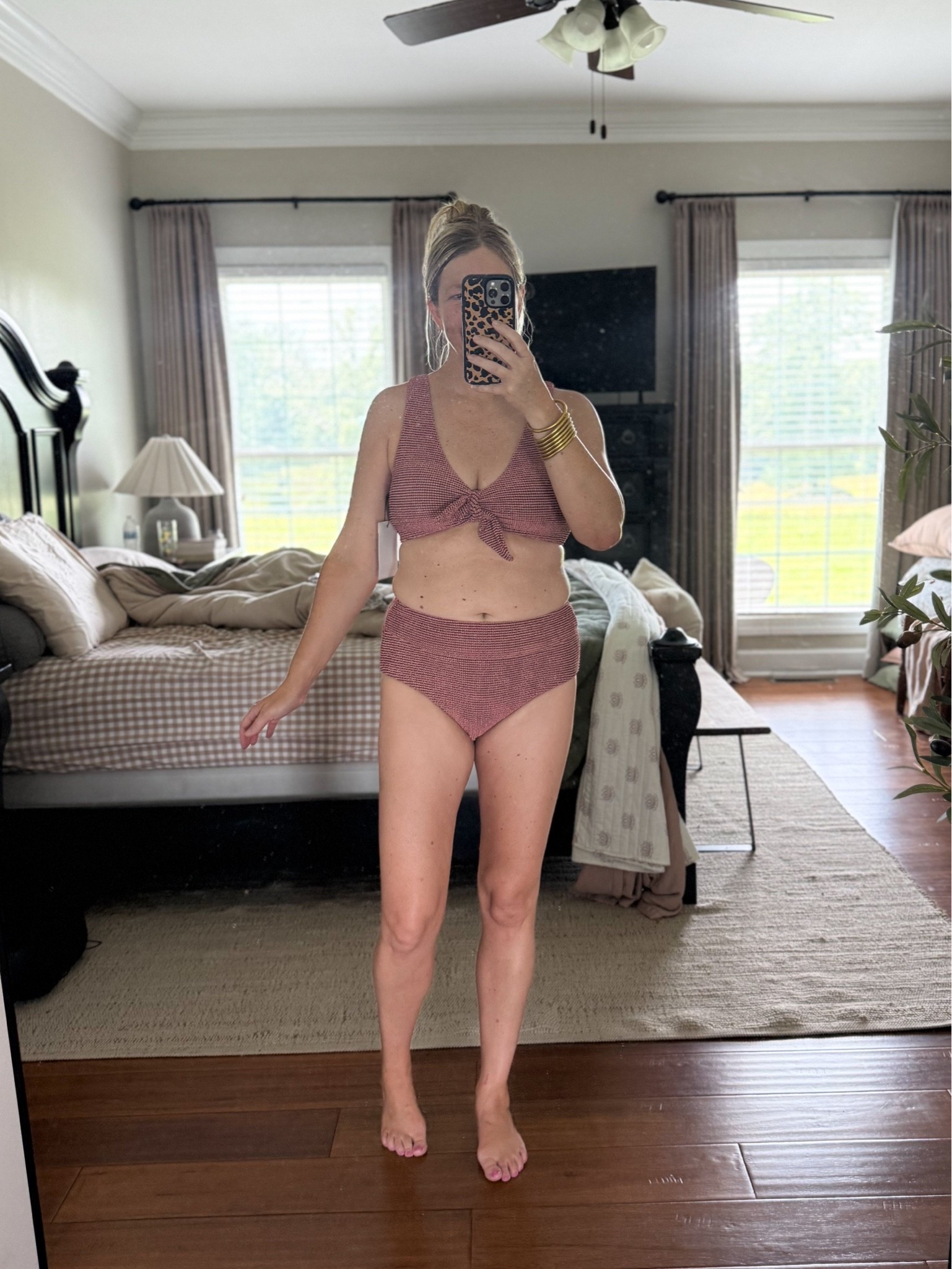 I’m not one to usually show myself online I’m a bathing suit but this one is too good not to share! 😍 A comfortable two piece for the mom on the go. I’m in a medium.

#LTKmomlife #LTKOver40 #LTKSwim