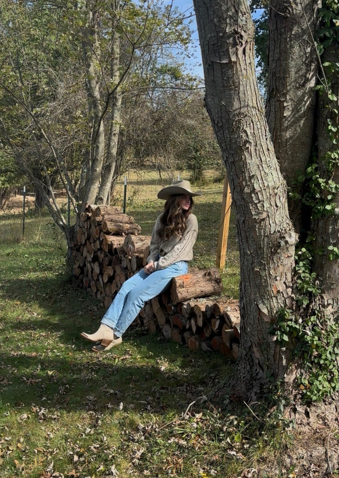 Fall on the farm

#LTKPets #LTKShoeCrush #LTKWorkwear