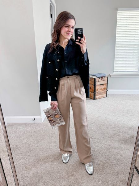 What to Wear when in between Winter and Spring | transitional outfit idea

Trouser pants
Silk button up 
Lady jacket
Metallic loafers  

#LTKstyletip