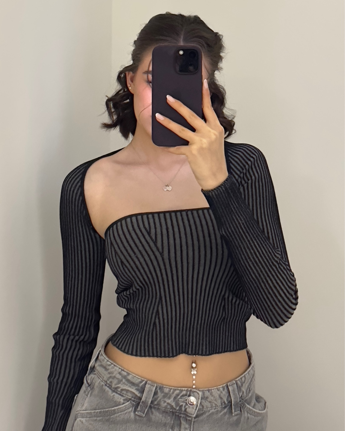 cute simple grey outfit 

#LTKfindsunder100 #LTKeurope #LTKstyletip