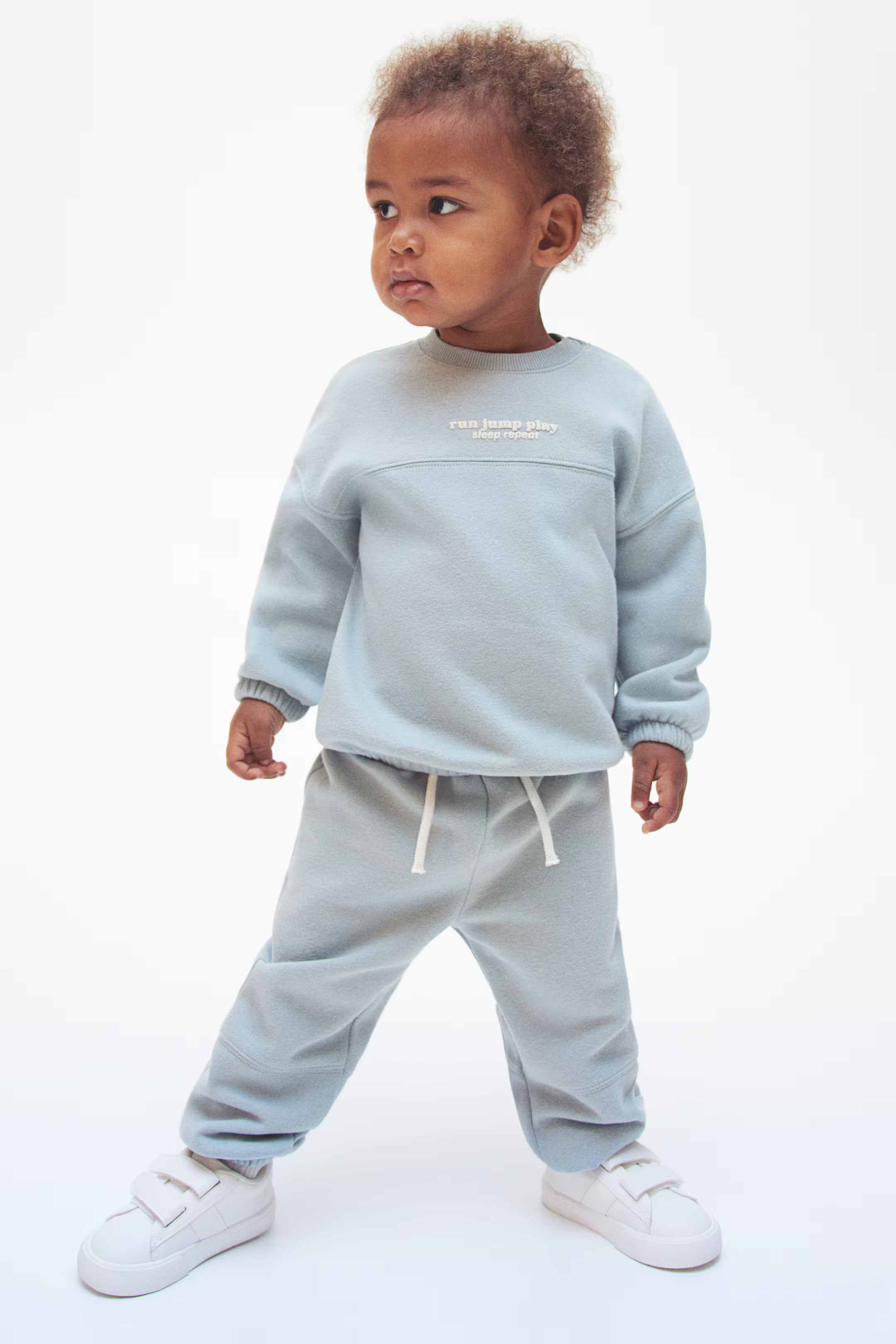 2-piece Sweatsuit | H&M (US + CA)