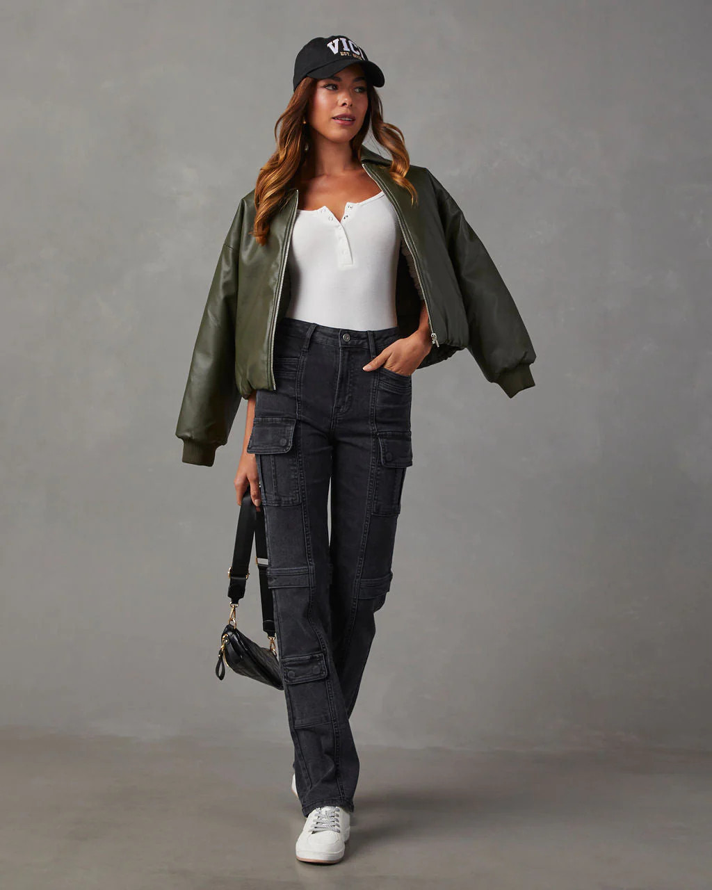 Zhaire High Rise Pocketed Straight Jeans | VICI