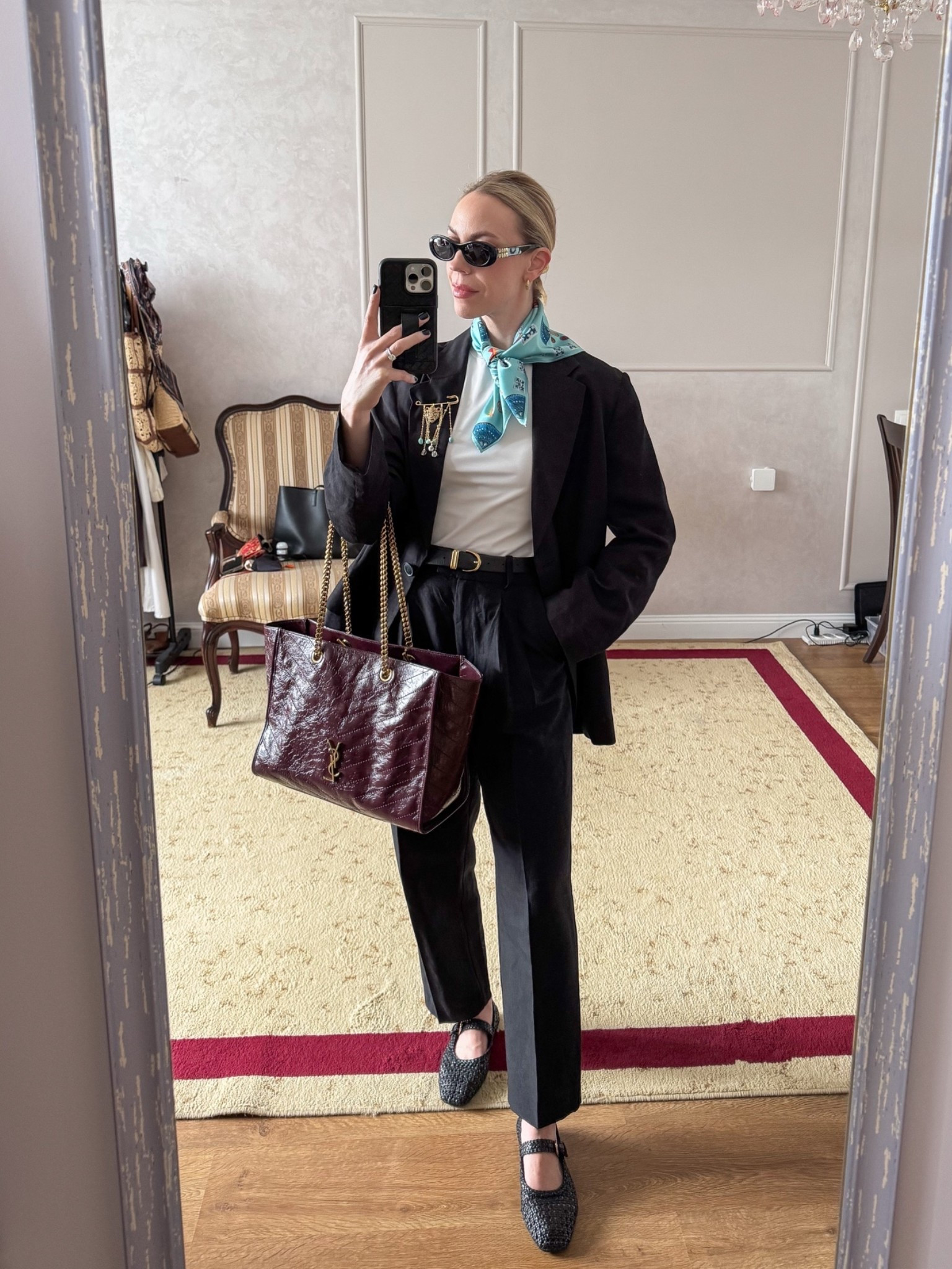 Work look of the day 🖤 

Business casual workwear, summer workwear, black blazer, turquoise scarf, brooch, black linen pants, style over 40

#LTKdayinmylife #LTKootd #LTKWorkwear