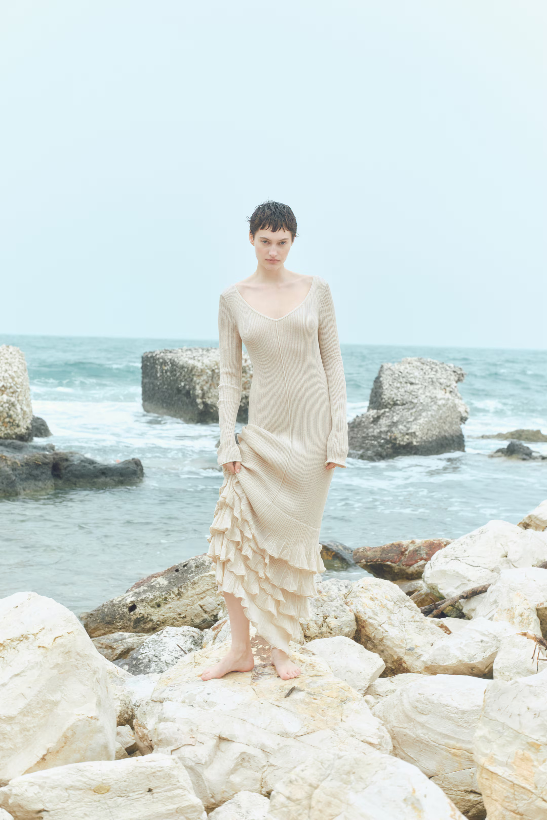 Flounced rib-knit dress | H&M (UK, MY, IN, SG, PH, TW, HK)