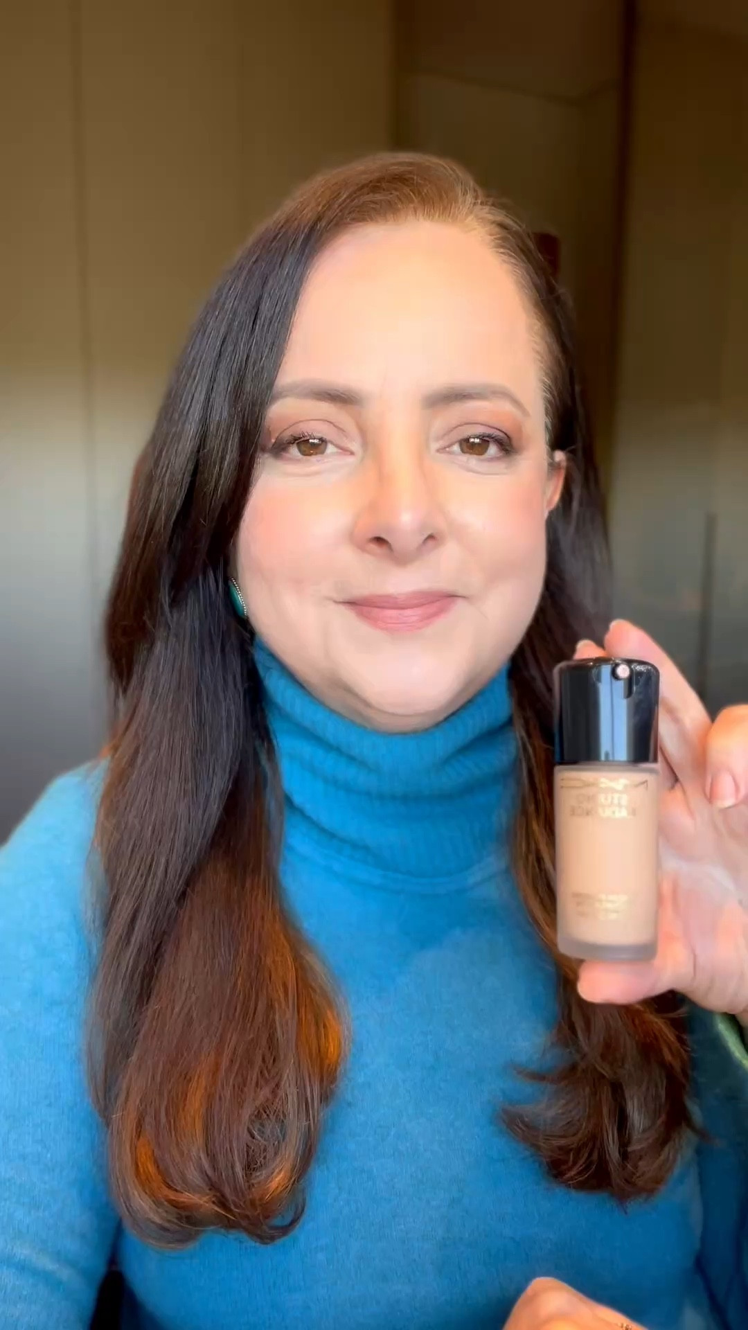Resenha da base Studio Radiance da Mac, com ingredientes de skincare. Uma perfeição para peles maduras.

#LTKbrasil #LTKbeleza