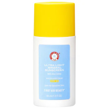 Weightless Liquid Mineral Sunscreen with Zinc Oxide SPF 30 - First Aid Beauty | Sephora | Sephora (US)