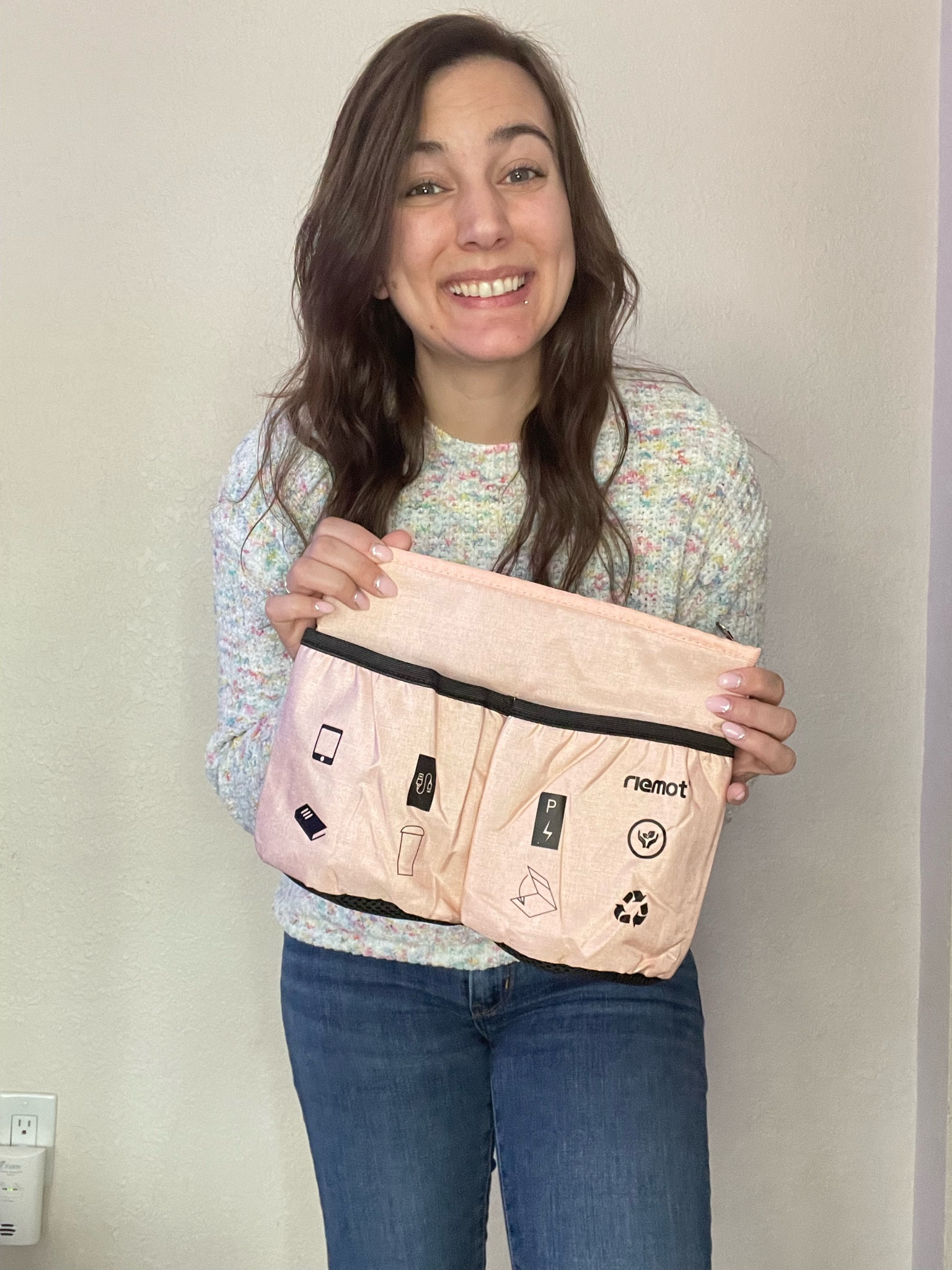 Travel Products you NEED part 1- Luggage cup holder! Keeps your hands free throughout a busy airport. Makes a great gift too.

#LTKtravel #LTKunder50