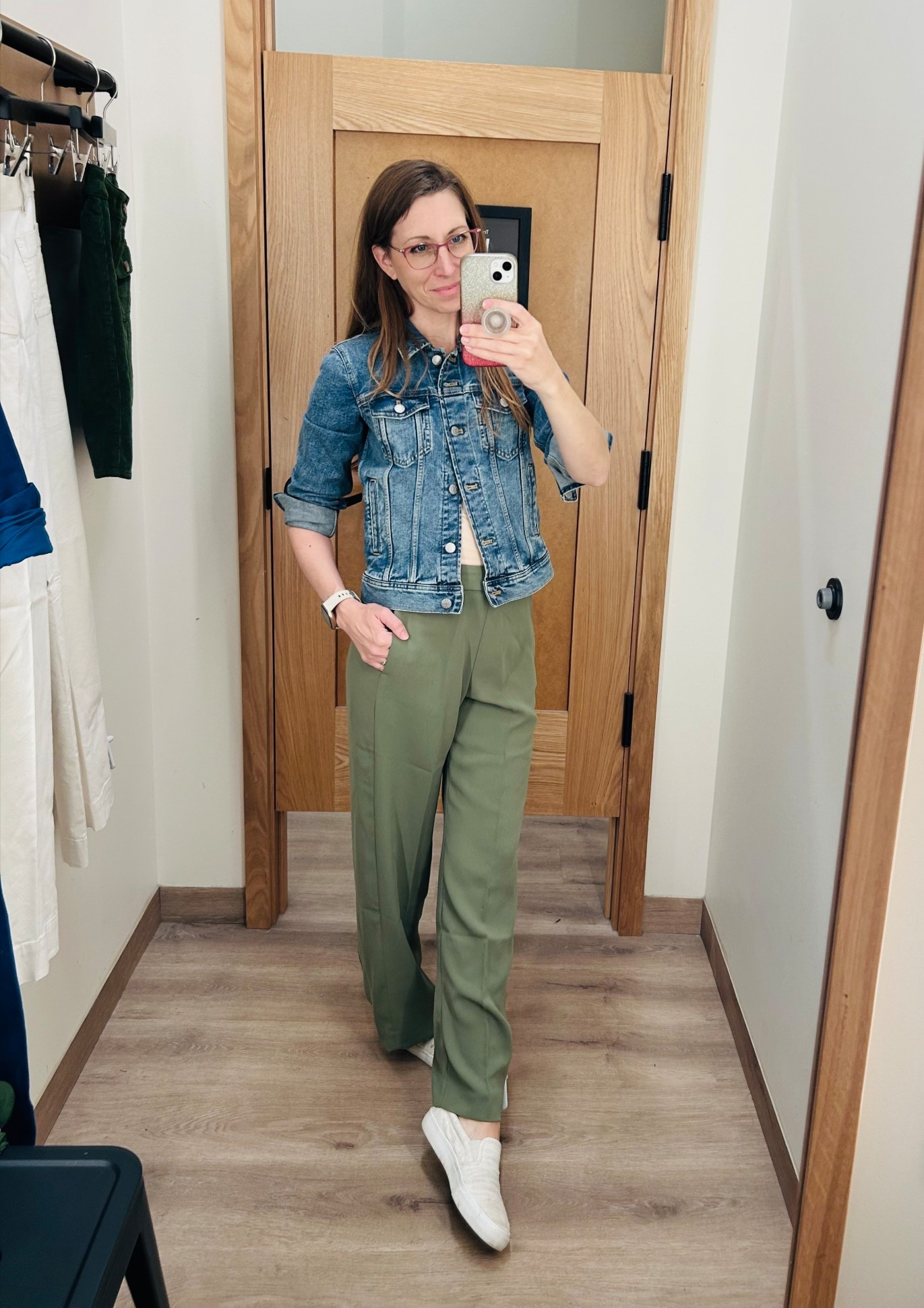 I’m going to be LIVING in these pants! So scaled up, yet so comfortable. Perfect to teach in,  wear to the office, or run around town. Must try!

Jacket - J.Crew Factory xxs
Pants - J.Crew Factory, Wide leg Jamie Pant, classic length, size 0
Shoes - Keds Sami Slip-on

#falloutfit

#LTKOver40 #LTKWorkwear #LTKFindsUnder100