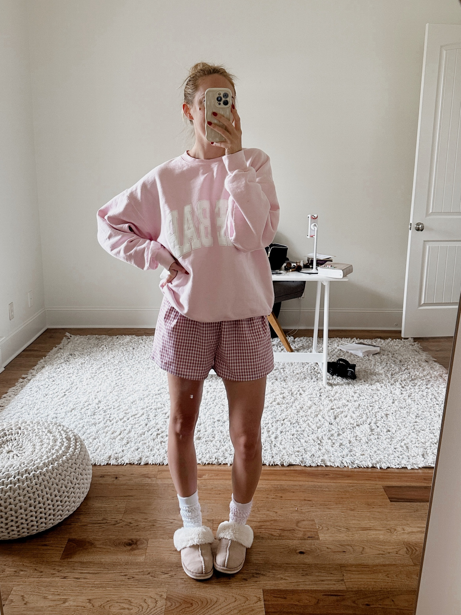 Pink boxer shorts outfit by BarbiGia. Oversized sweatshirt. Slouchy knit boot socks 



#LTKTravel #LTKBacktoSchool #LTKFindsUnder50