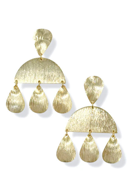 Keep It Cool Gold Teardrop Earrings | The Willow Tree
