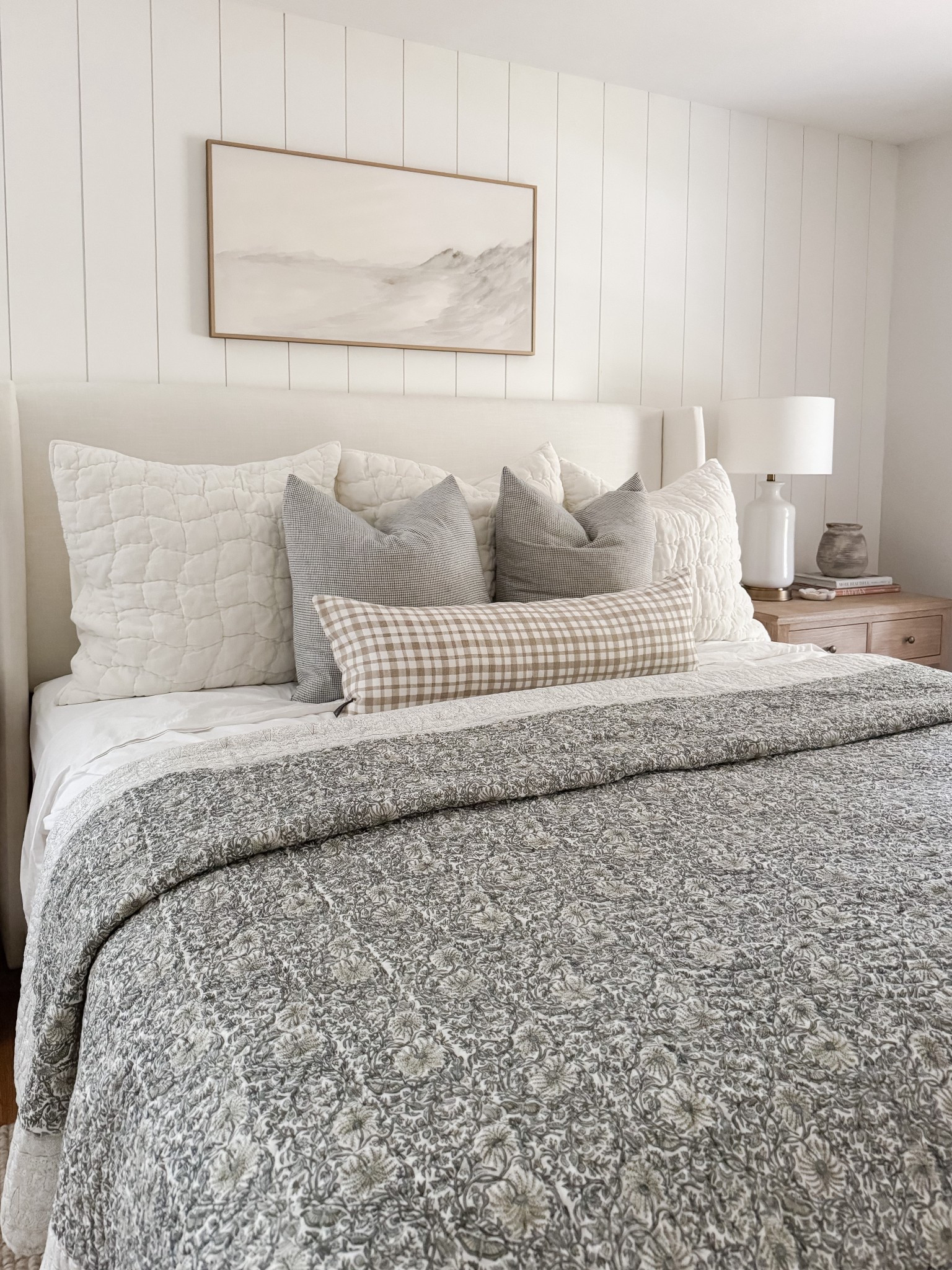 Fall bedding 

Modern coastal bedroom  Neutral bedroom  Amazon bedding  rug  nightstands  wall art  throw pillows  Bedroom 

 Home inspo  Seasonal decor  Seasonal home inspo  sherricalnan  sherricalnanhome

#LTKHome #LTKStyleTip #LTKSaleAlert