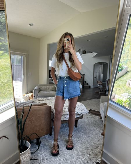 Skort is from zara but linked similar! If you order through zara just search denim skort. I sized down to small