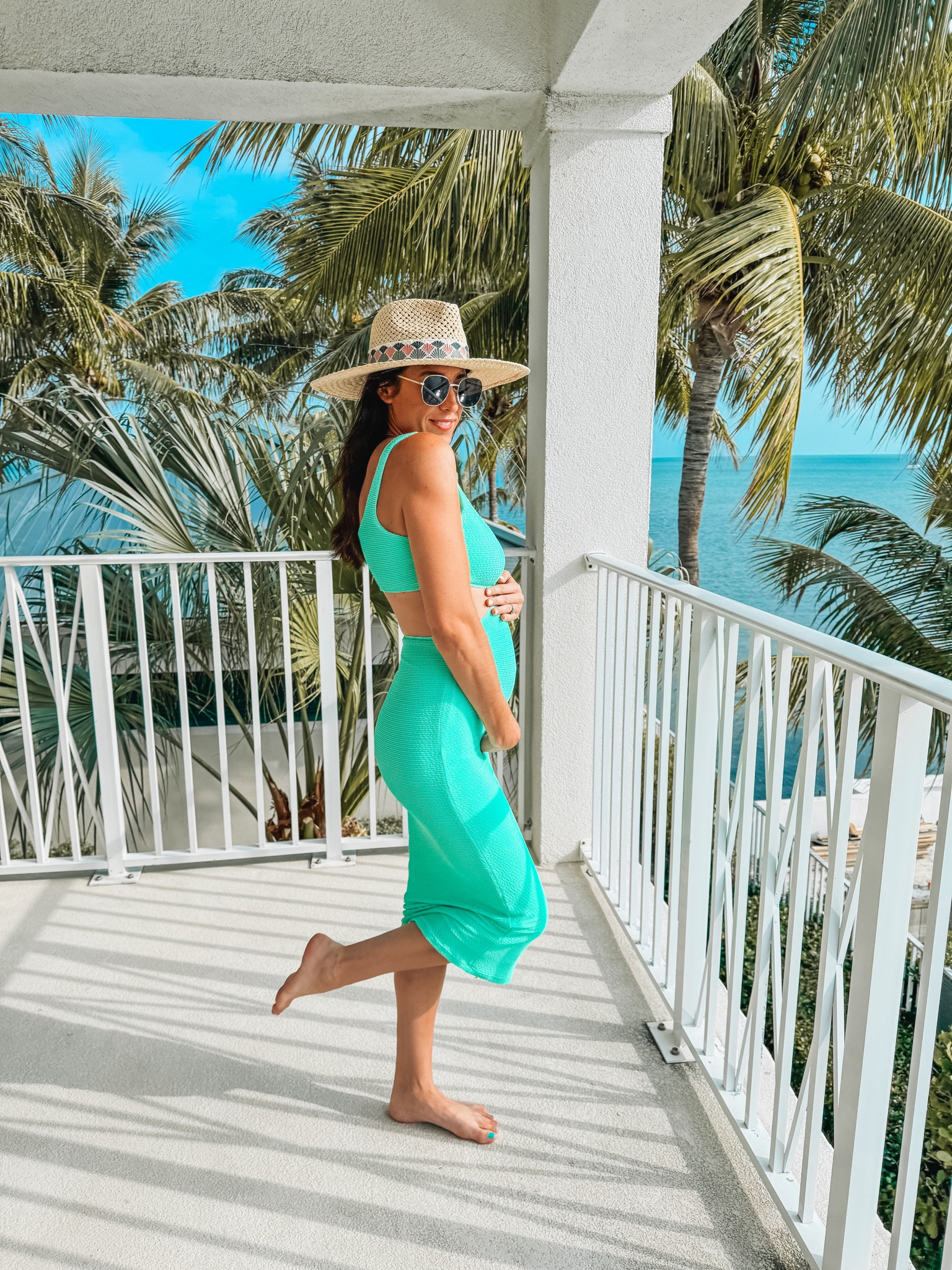 the softest, most comfortable bump friendly dresss 💚 

#LTKbaby #LTKbump #LTKtravel