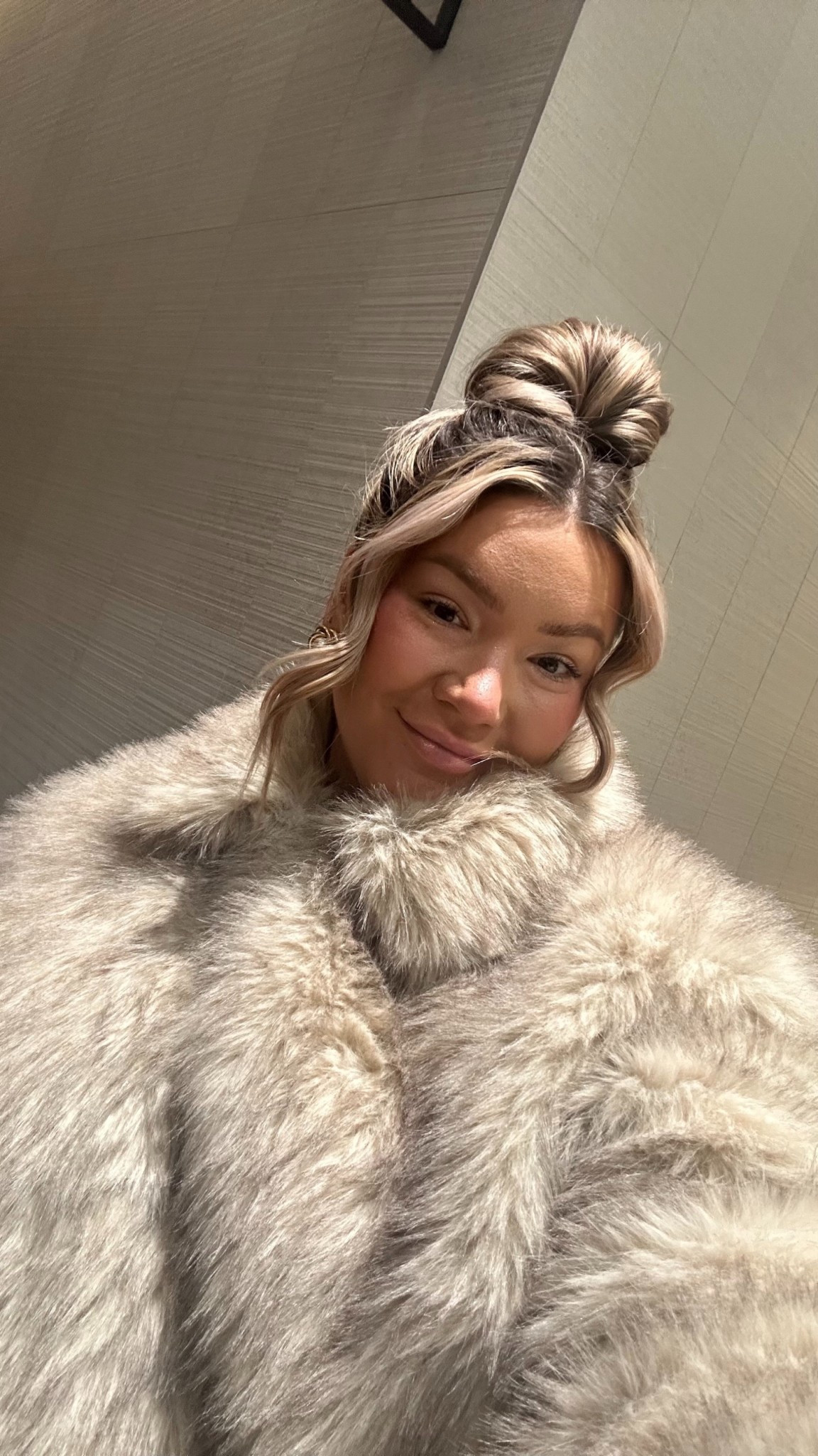 Faux fur coat 

#LTKwinter #LTKgiftguide #LTKholiday