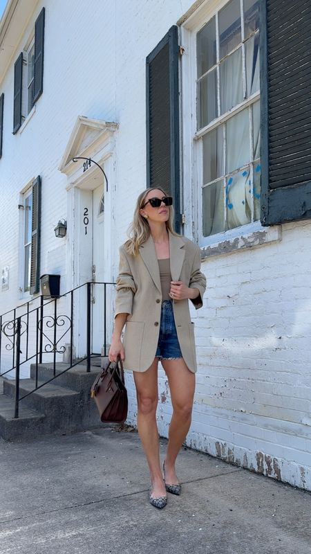 Oversized blazer with denim shorts, linen blazer, Gucci horsebit slingback flats, YSL sac de jour bag

#LTKShoeCrush #LTKItBag #LTKVideo