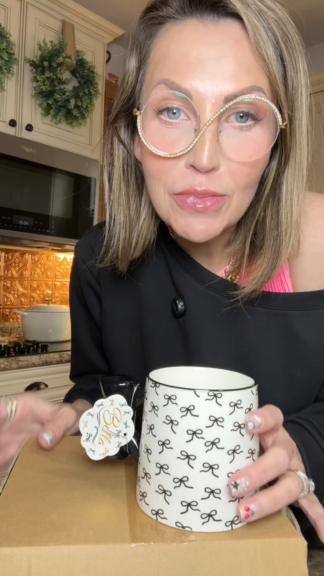 10 Strawberry Street black bow mugs – aesthetic coffee mugs that make the perfect gift set 🖤 #HolidayHomeVibes #CoffeeCornerGoals

#LTKHome #LTKGiftGuide