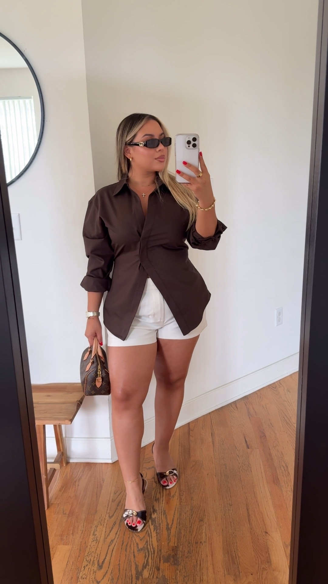A cutie chic summer outfit🤎 

Top size M
Trousers: 12 - these are TTS, I could’ve went with my usual 10 but still comfy and cute!


#LTKStyleTip #LTKMidsize #LTKSeasonal