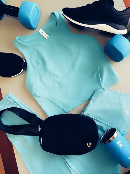 lululemon Tidal Teal outfit inspo for the summer

Active Wear | Athleisure | outfit inspo | Pilates wear | Gym Wear


#LTKSeasonal #LTKstyletip #LTKfit