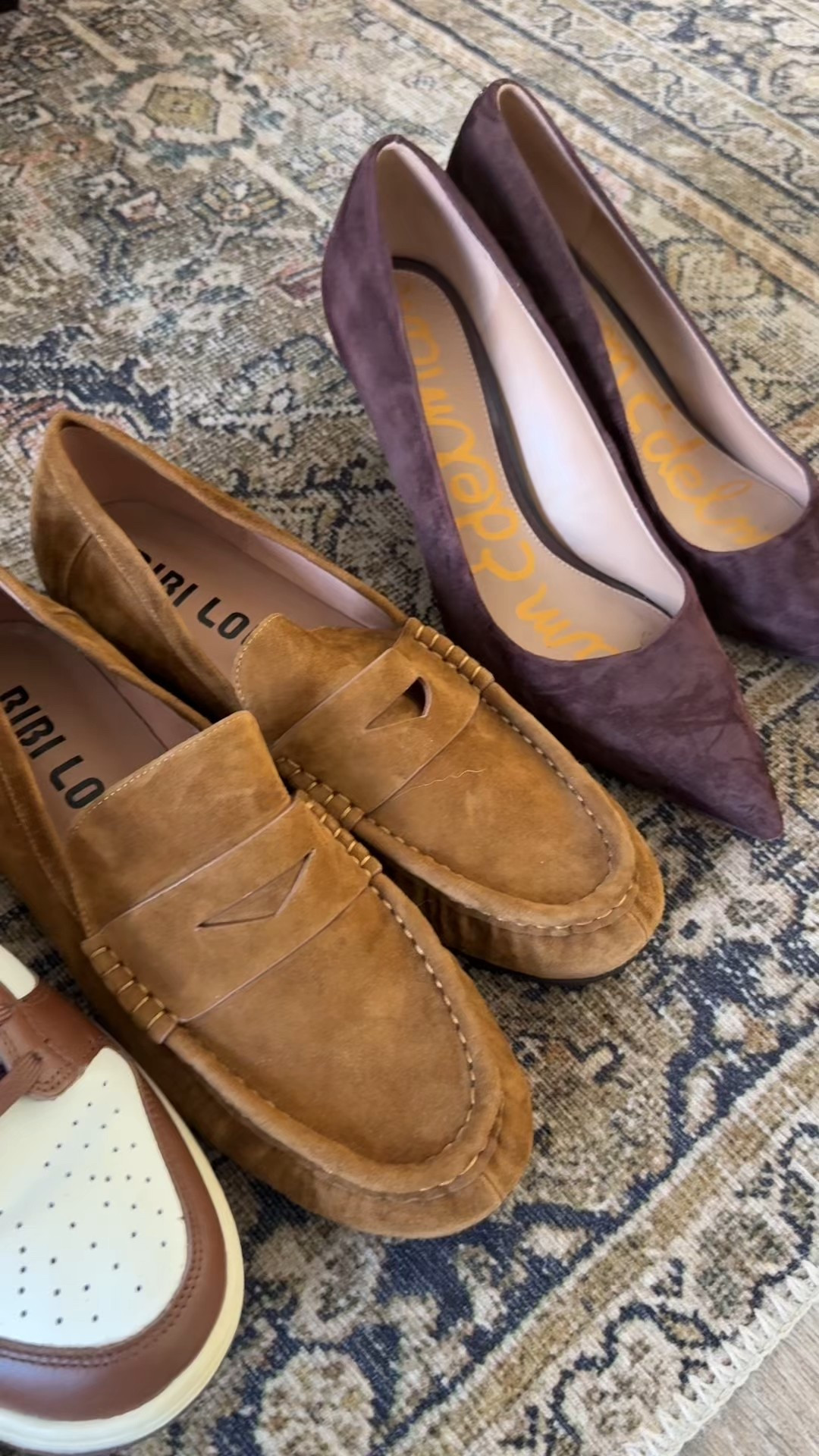 If you’re stuck on gift ideas… start with shoes 🤎
A good brown shoe is a wardrobe staple—classic, versatile, and perfect for everyday wear. Linking my favorites that I own and love!

#LTKHoliday #LTKU #LTKGiftGuide