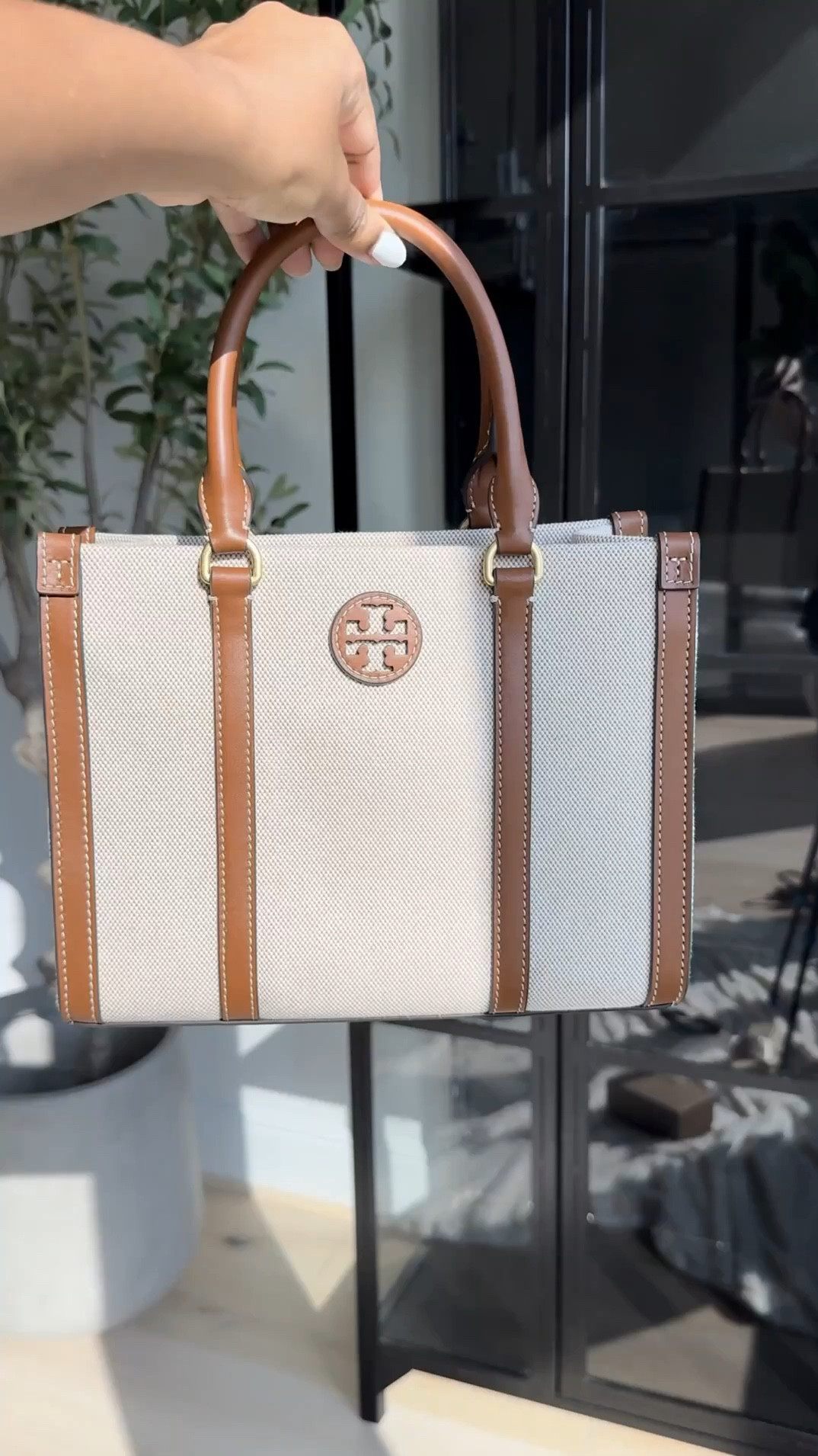 Did you know @walmart has real designer brands for less!?! 🎉☺️🎉… I decided to get a few items from Tory Burch, Coach, and Burberry. 🤍

Shop these looks below!

#LTKSaleAlert #LTKStyleTip #WalmartFinds #DesignerForLess #AffordableLuxury
