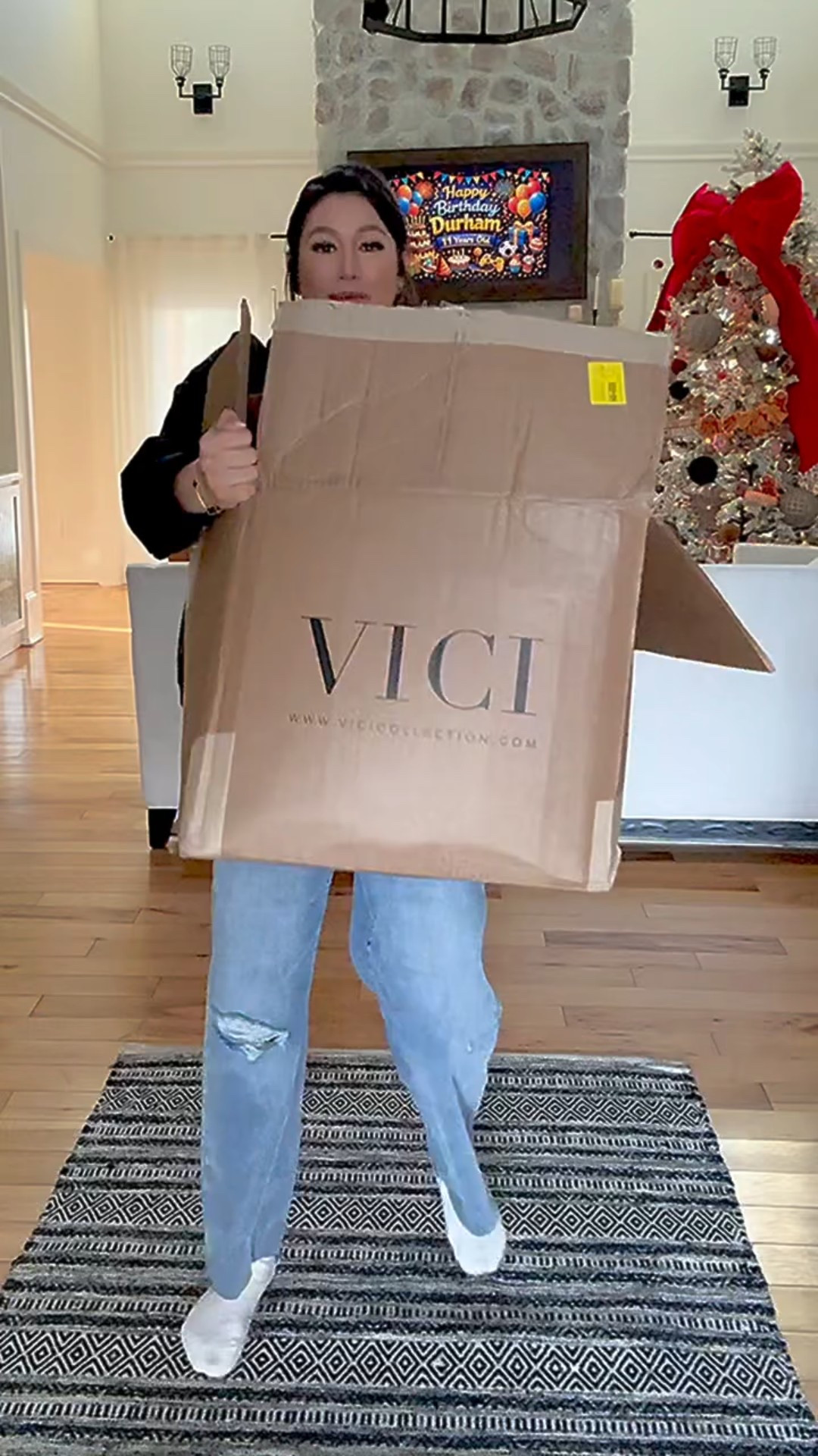 Don’t mind me… just falling in love with every single piece 💕
Valentine’s try-on haul because comfy + cute is my love language.
Which look is your fave? 💌

#ValentinesOutfits #momstyle #tryonhaul #styleover30 #ootdinspodaily

#LTKootd #LTKgrwm #LTKmomlife