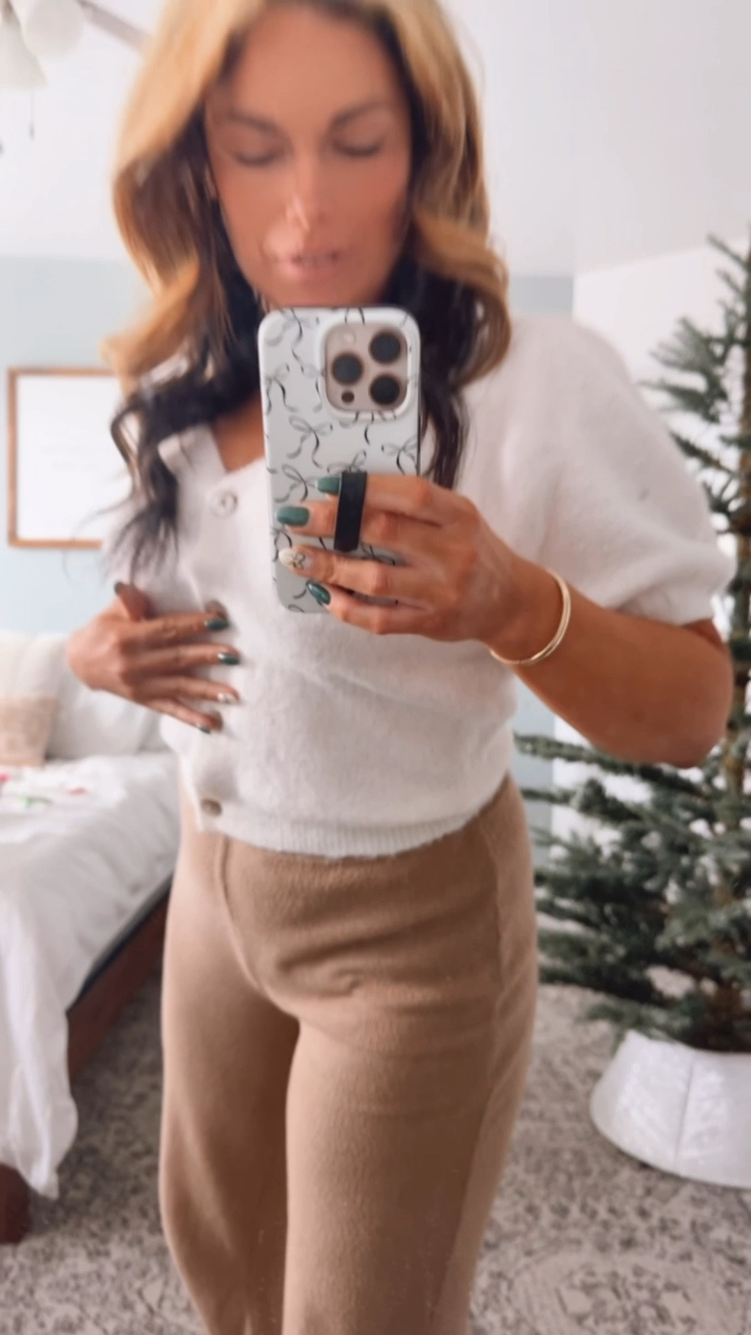 Softest shirt for winter!

#LTKGiftGuide #LTKmomlife #LTKHoliday