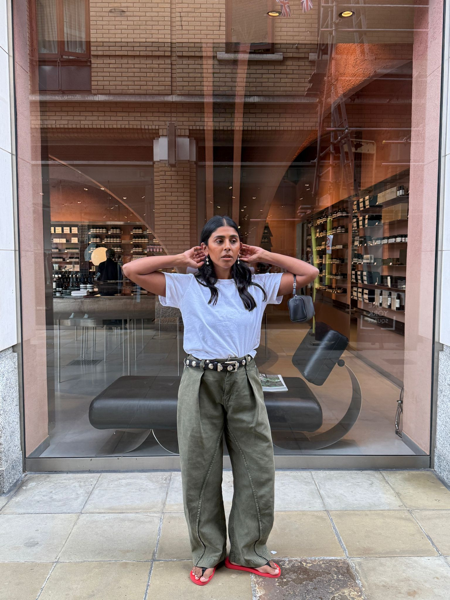 Autumn Outfits Classic White T Shirt  

 #LTKuk #LTKautumn #LTKeurope