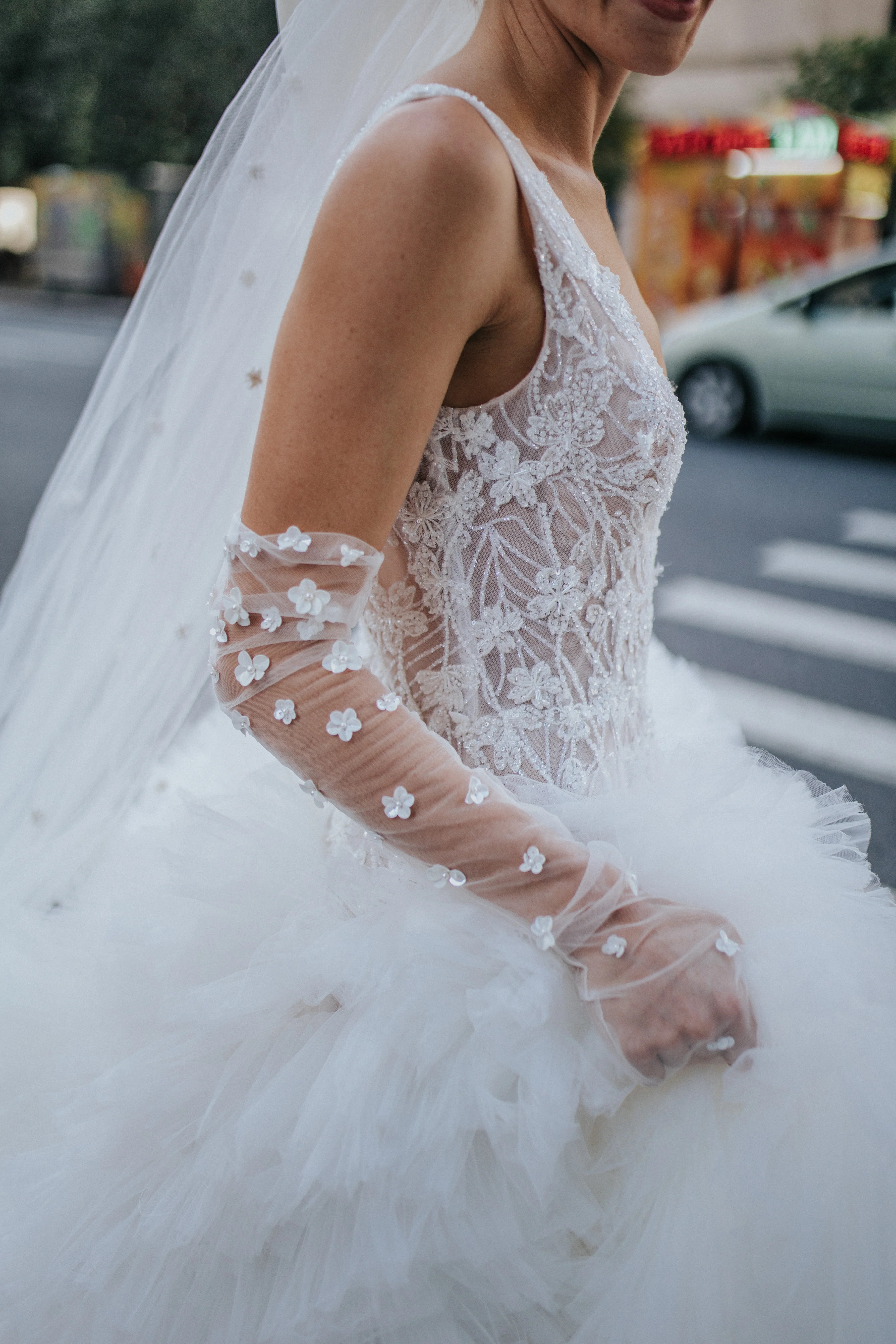 Valiant Sheer Gloves | Untamed Petals