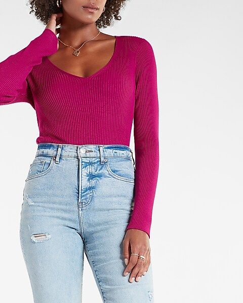 Ribbed Fitted V-Neck Sweater | Express