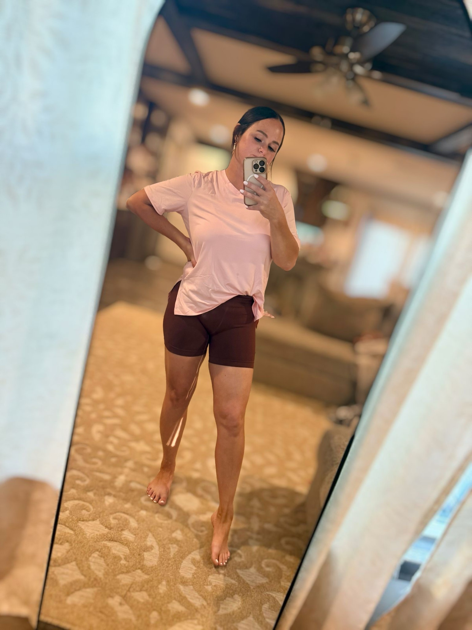 The perfect mom uniform 🔥

#LTKStyleTip #LTKBeauty #LTKFamily