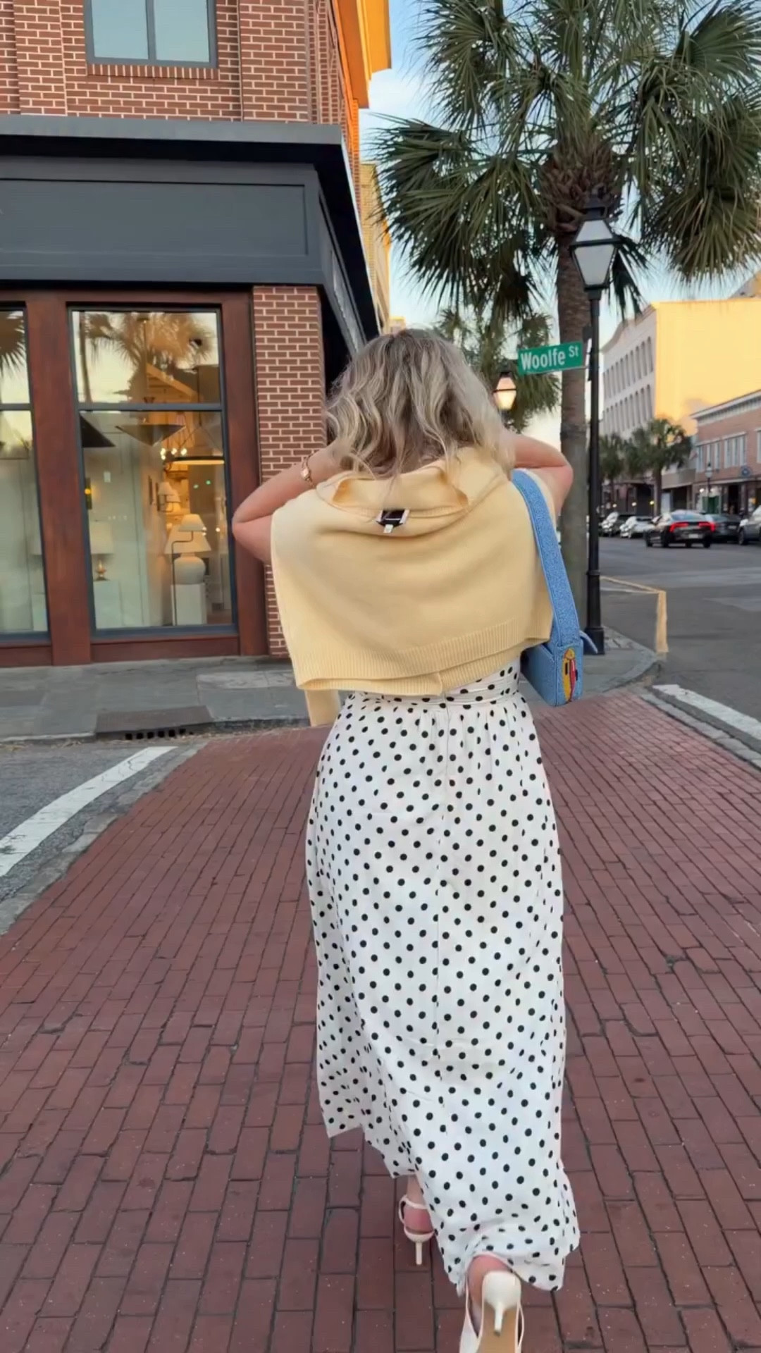 Omw to a crispy glass of wine and a big bowl of pasta !!!!

#springoutfit what to wear in charleston