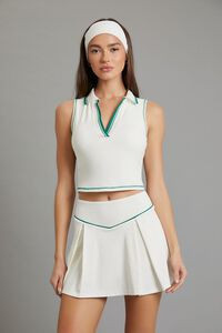 Active Two-Tone Split-Neck Crop Top | Forever 21
