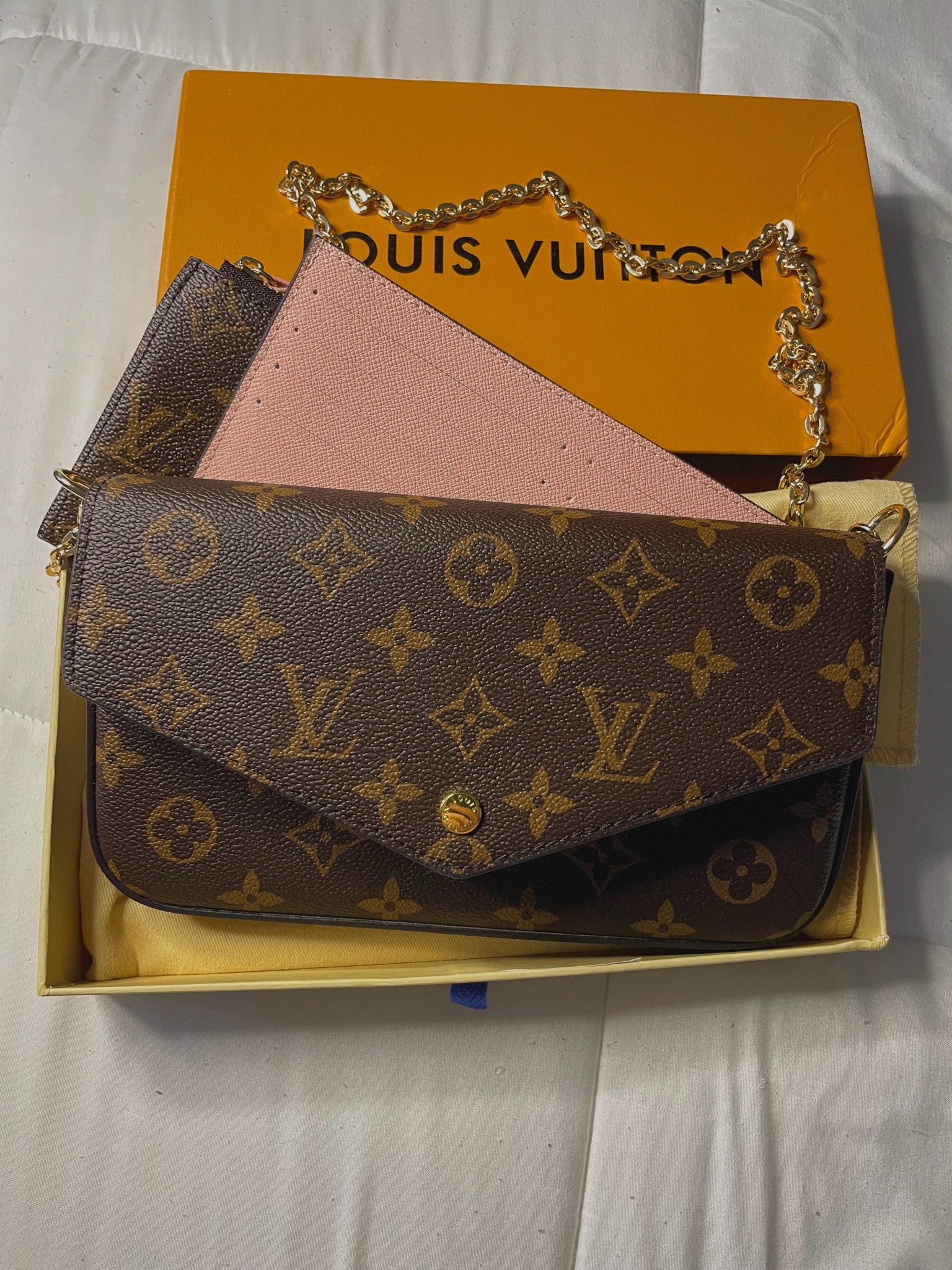 LV Dupes, DHG Finds

#LTKunder100 #LTKitbag #LTKstyletip