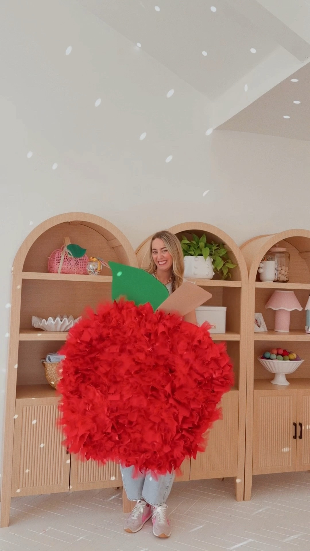 Upcycling never gets old when it turns into something this fun. 🍎❤️ A simple piece of cardboard, some fabric, tulle, and plenty of hot glue became the sweetest oversized apple for back-to-school decorating. I love finding creative ways to transform everyday materials into something that brings a little extra joy. And I have a feeling you already know exactly where this is going… stay tuned for the reveal!