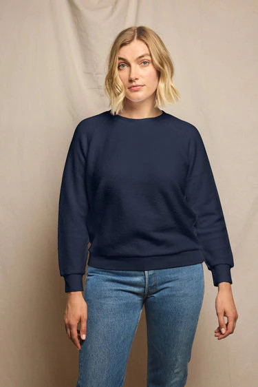 Ziggy Reverse Fleece LS Shrunken Crew - Navy // Perfect White Tee | Ama La Vita