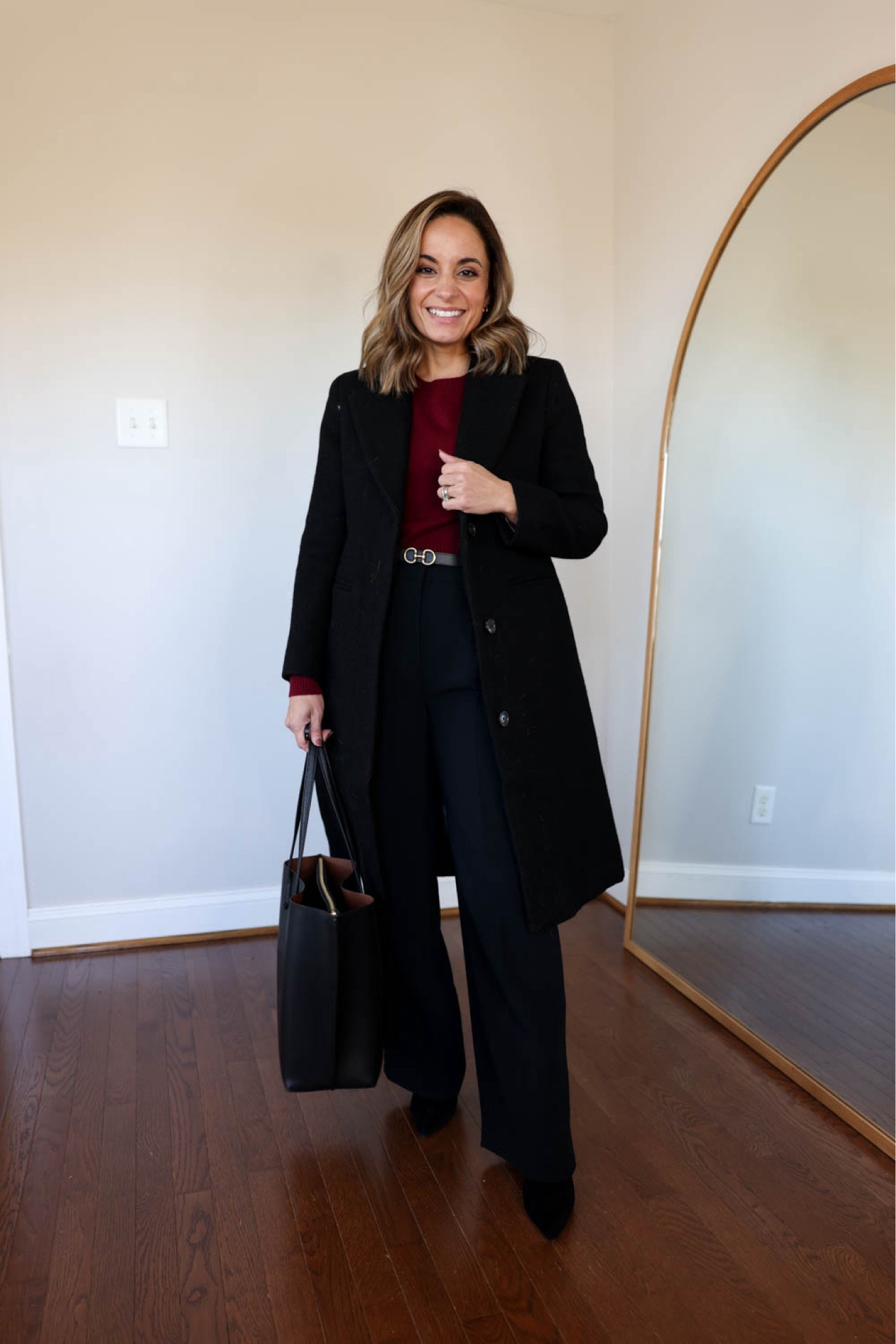 Outfit idea for work! 

Pants (aritzia): 0 shorter 
Sweater (quince): xs 
Belt (edited pieces): xxs 
Coat (j.crew): petite 00 
Boots (Steve Madden): tts 
Bag (Quince) 

My measurements for reference: 4’10” 105lbs bust, waist, hips 32”, 24”, 35” size 5 shoe. 25” inseam measurement to my ankle bone. 

#LTKWorkwear