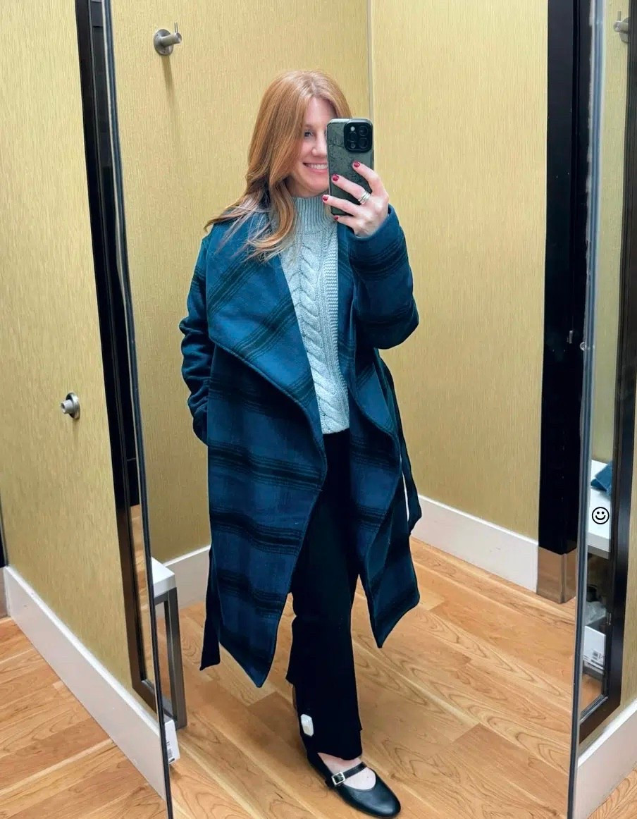 Stephanie is styling this gorgeous blue and black plaid coat from Kohls! It’s a great coat to add a statement. Coat size XS | sweater size small | pants size 4 

#LTKValentine #LTKPetite #LTKWorkwear