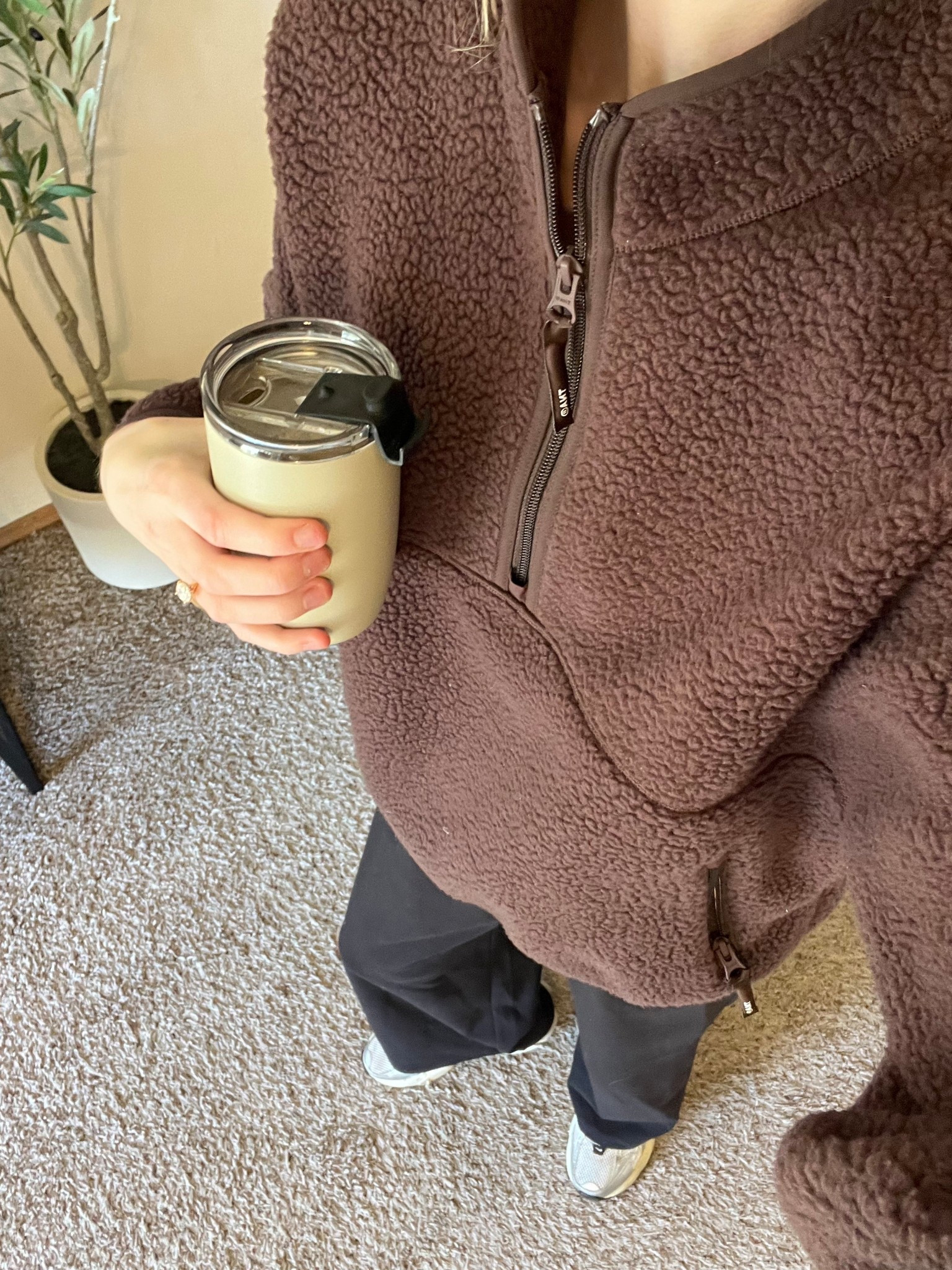 Walking ootd !!! 🤸🏼💫🫧🤎

#LTKootd #LTKmorningroutine #LTKgrwm