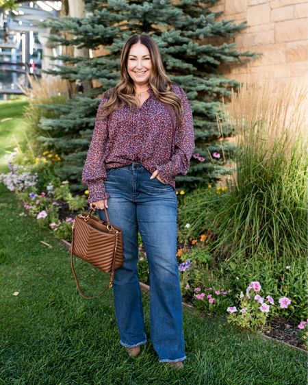 Fall blouse from Gibosnlook tts, L // use code RYANNE10 for 10% off 

Jeans 12R 

#LTKSeasonal #LTKmidsize #LTKfindsunder100