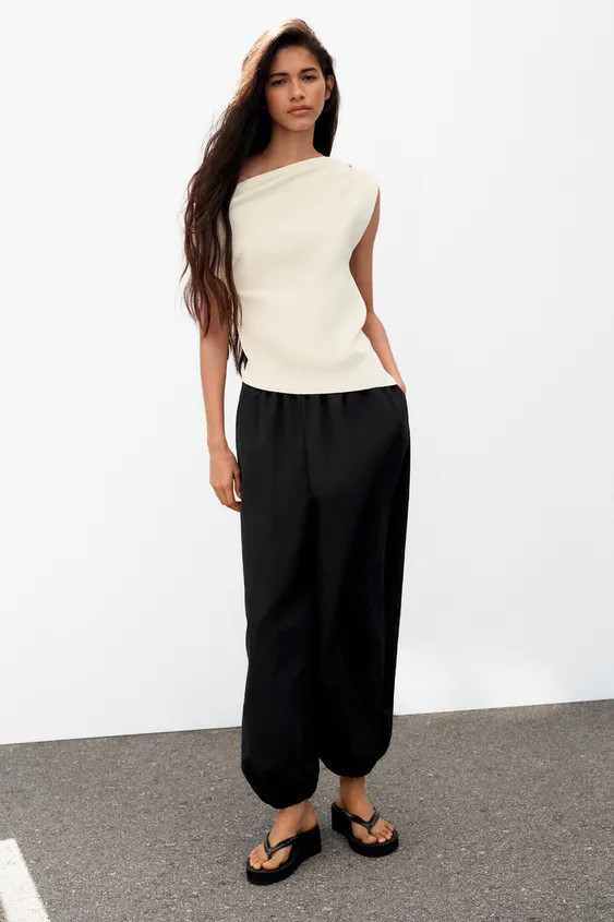 ASYMMETRIC KNIT TOP | Zara UK