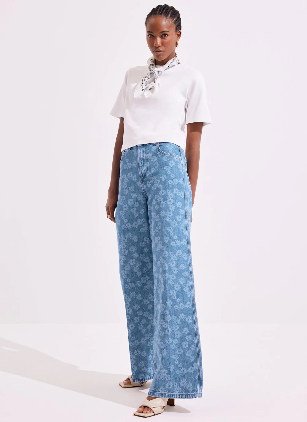 Mid Indigo Floral Wide Jeans | Mint Velvet