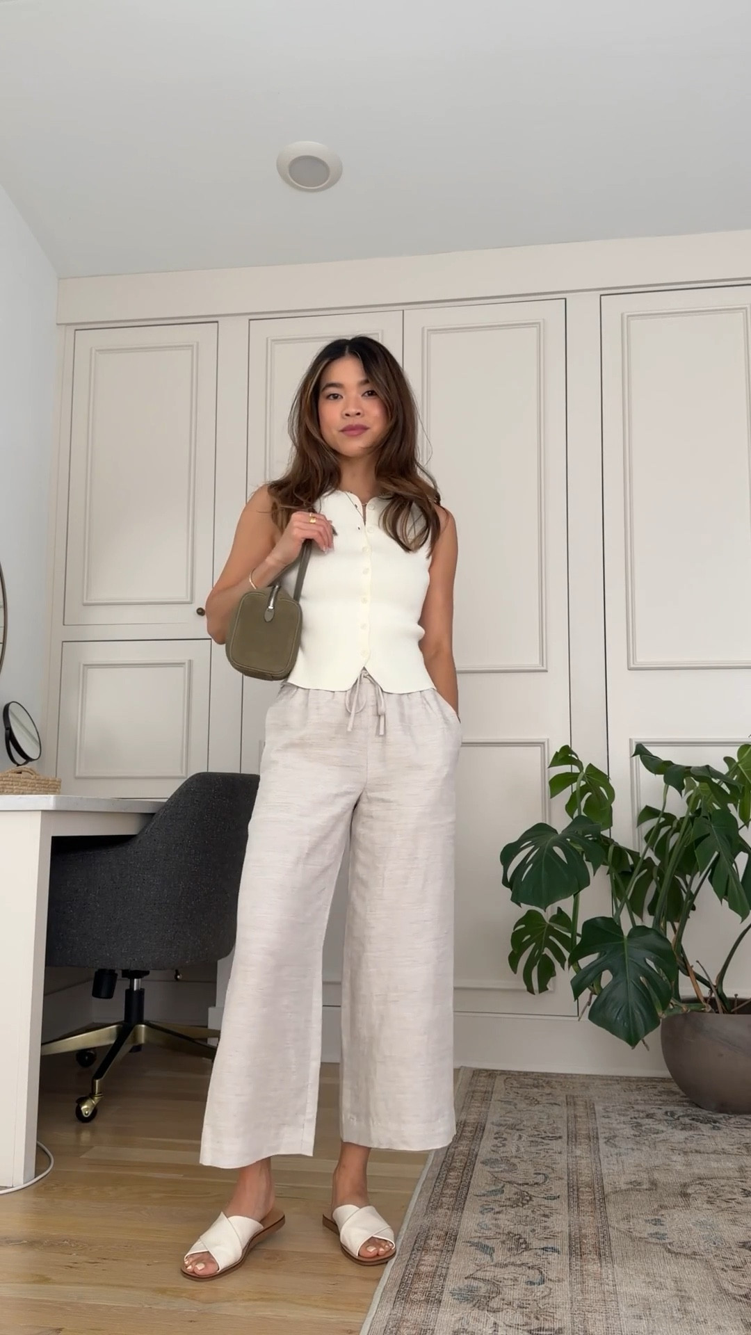 Sizing info:
•White vest size XS 
•Cropped pants size 2XS in Undyed Ecru 

petite fashion, get dressed with me, outfit inspiration, ootd, nashville outfit, Nashville influencer, petite style, vacation style, casual outfits, mom style, petite pants, spring outfits, spring outfit info, spring pants, spring outfit idea, spring top, spring bag, spring sweater tank, spring shoes, summer pants, petite pants, cropped pants, aritzia pants 

 @Aritzia 

#LTKPetite #LTKootd #LTKSeasonal