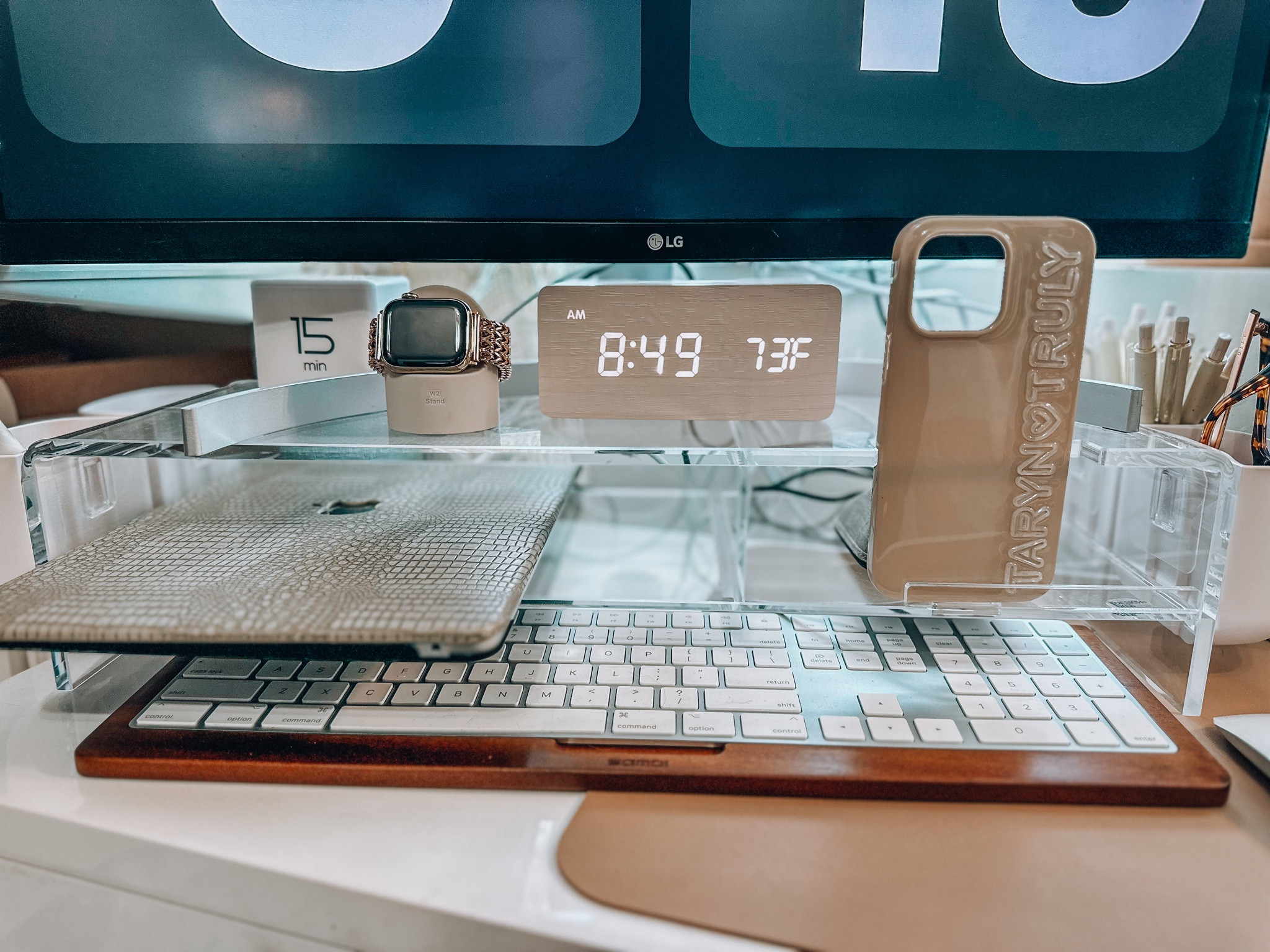 Amazon desk inspo - Amazon home finds - WFH - work from home - desk refresh - Amazon finds

#LTKFind #LTKstyletip #LTKhome