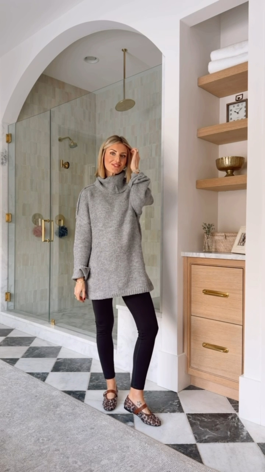 If you’re looking for a sweater you can wear with leggings, this one from Amazon is great! It works well if you’re pregnant too! Wearing S in the sweater!

Loverly Grey, leggings with sweater, oversized sweater, Amazon, ballet flats, maternity, winter outfit 

#LTKSeasonal